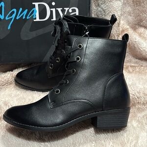 Aqua Diva “Darie” water resistant leather granny boot size 40EU or 8.5 US